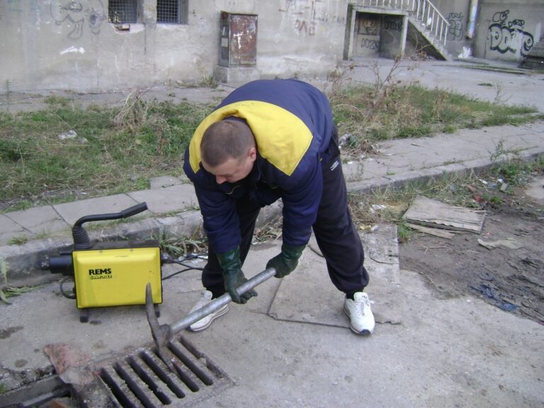 Почистване на шахти и канализация